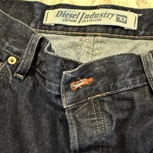 Authentic Diesel Men's Dark Blue Relaxed Jeans 38x 28